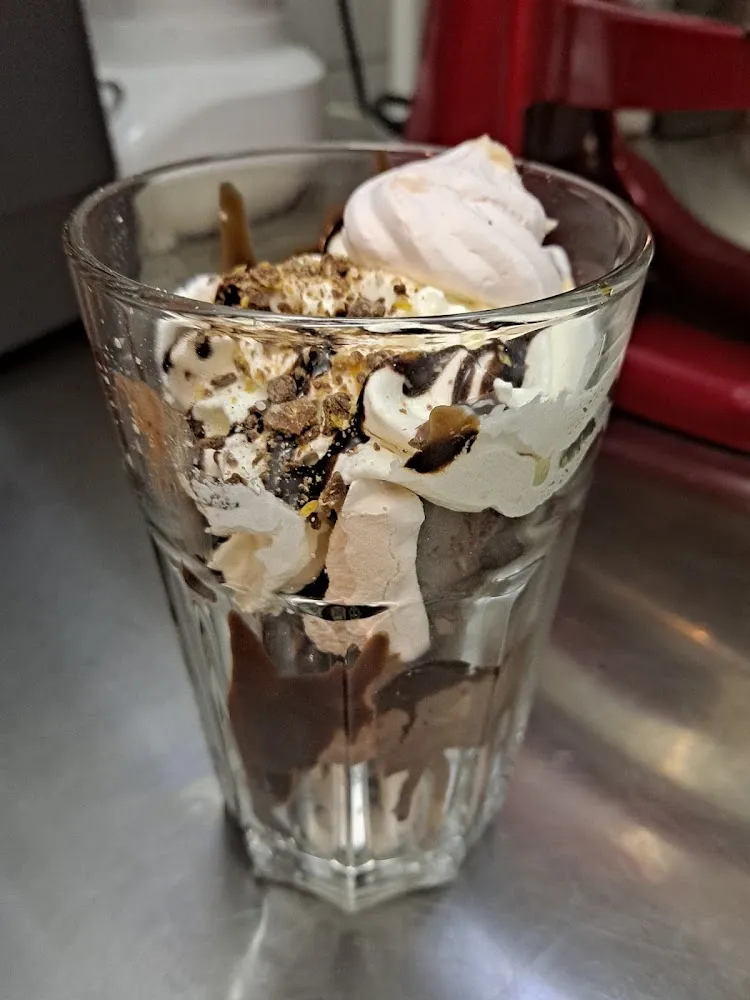 Coupe Glacée Chocolat Meringue Maison